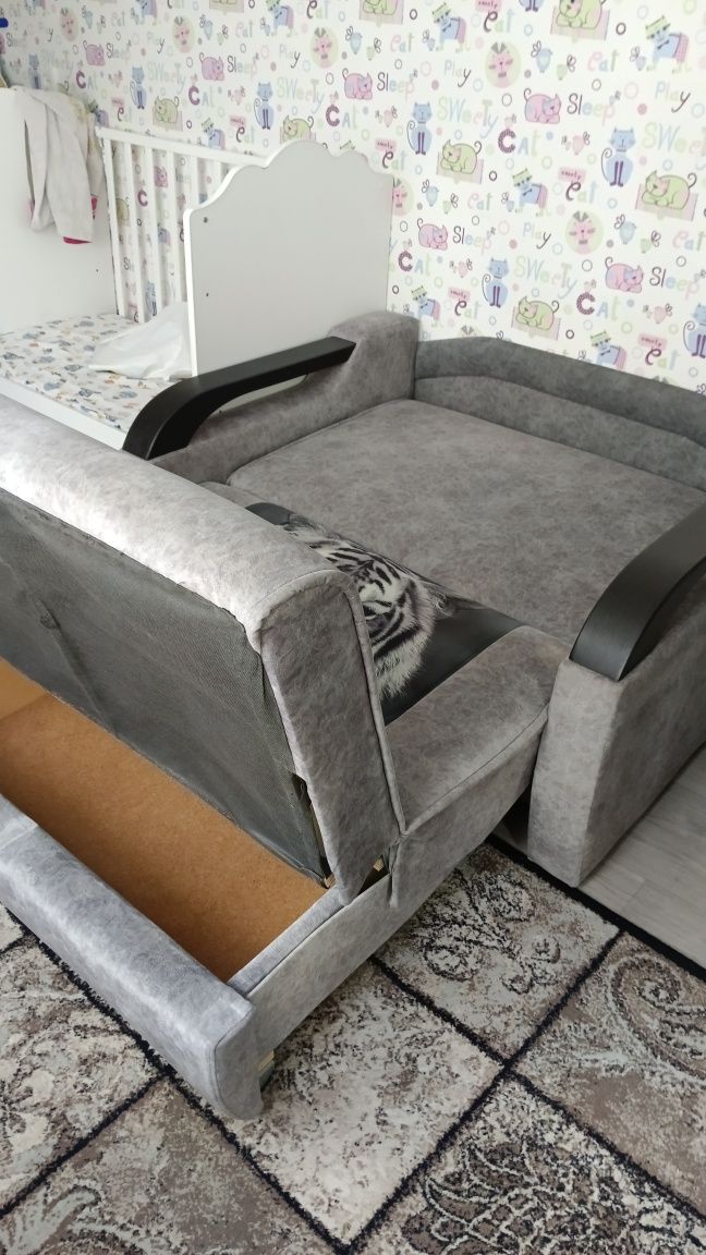 Продам диван кровать