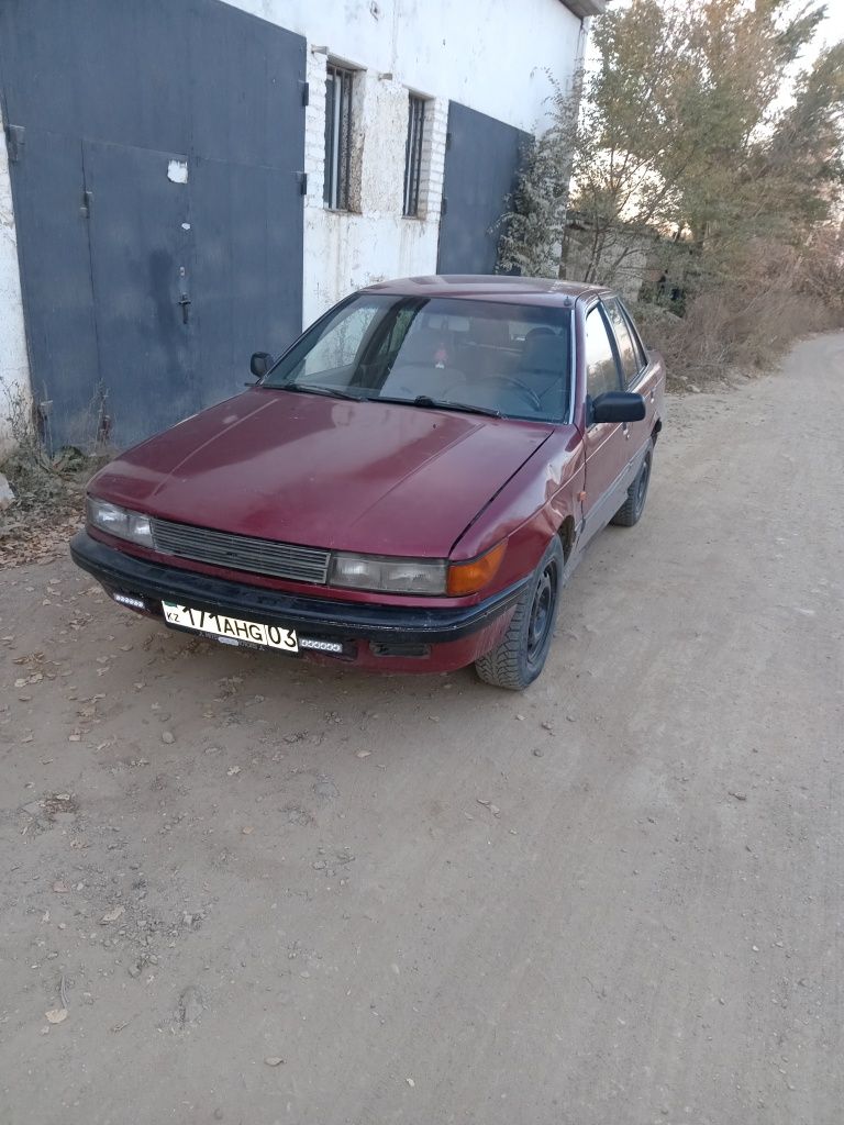 Срочно Продам Митсубиси Ланцер 1992 года инжектор