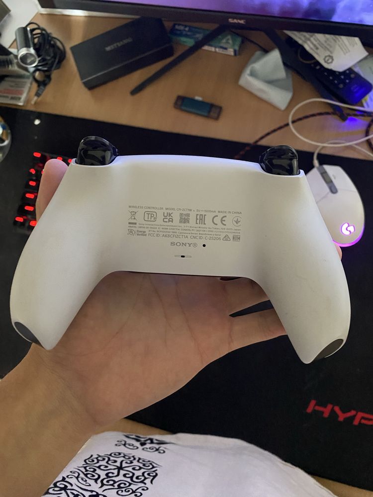 Dualsense геймпад от ps5