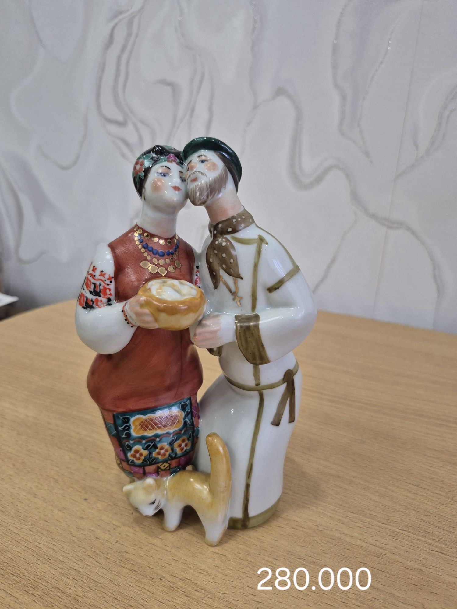 Продам редкие статуэтки