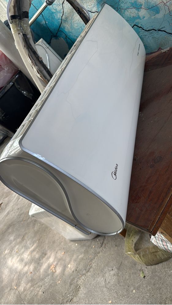 Кондиционер  Midea