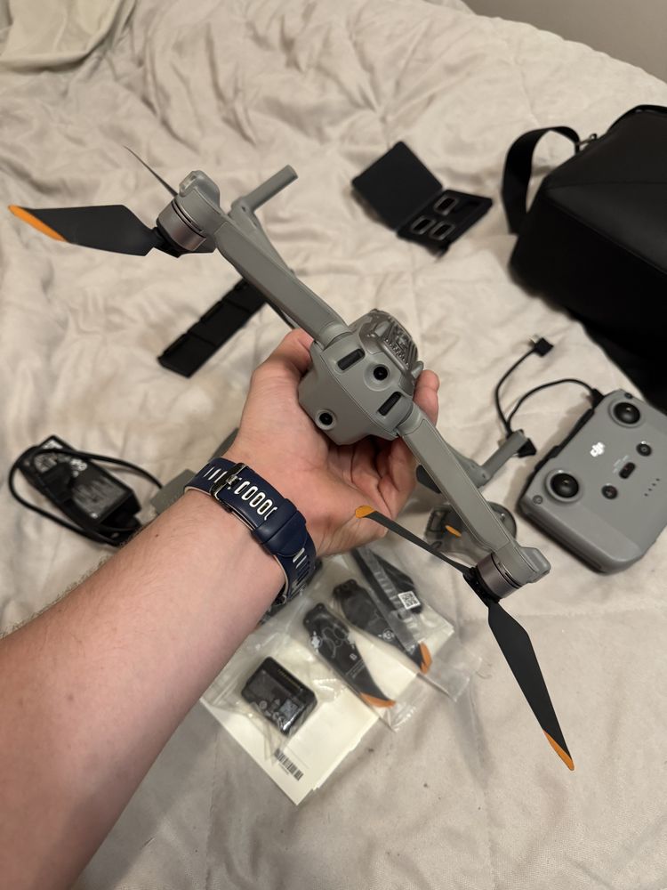 Дрон Dji air 2s fly more combo
