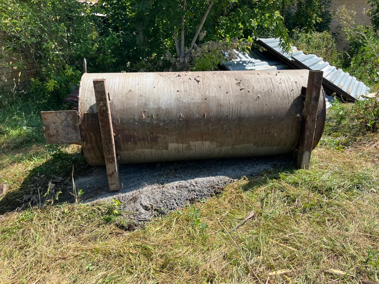 Под гсм 2/3 тонны цена 200 000 торг