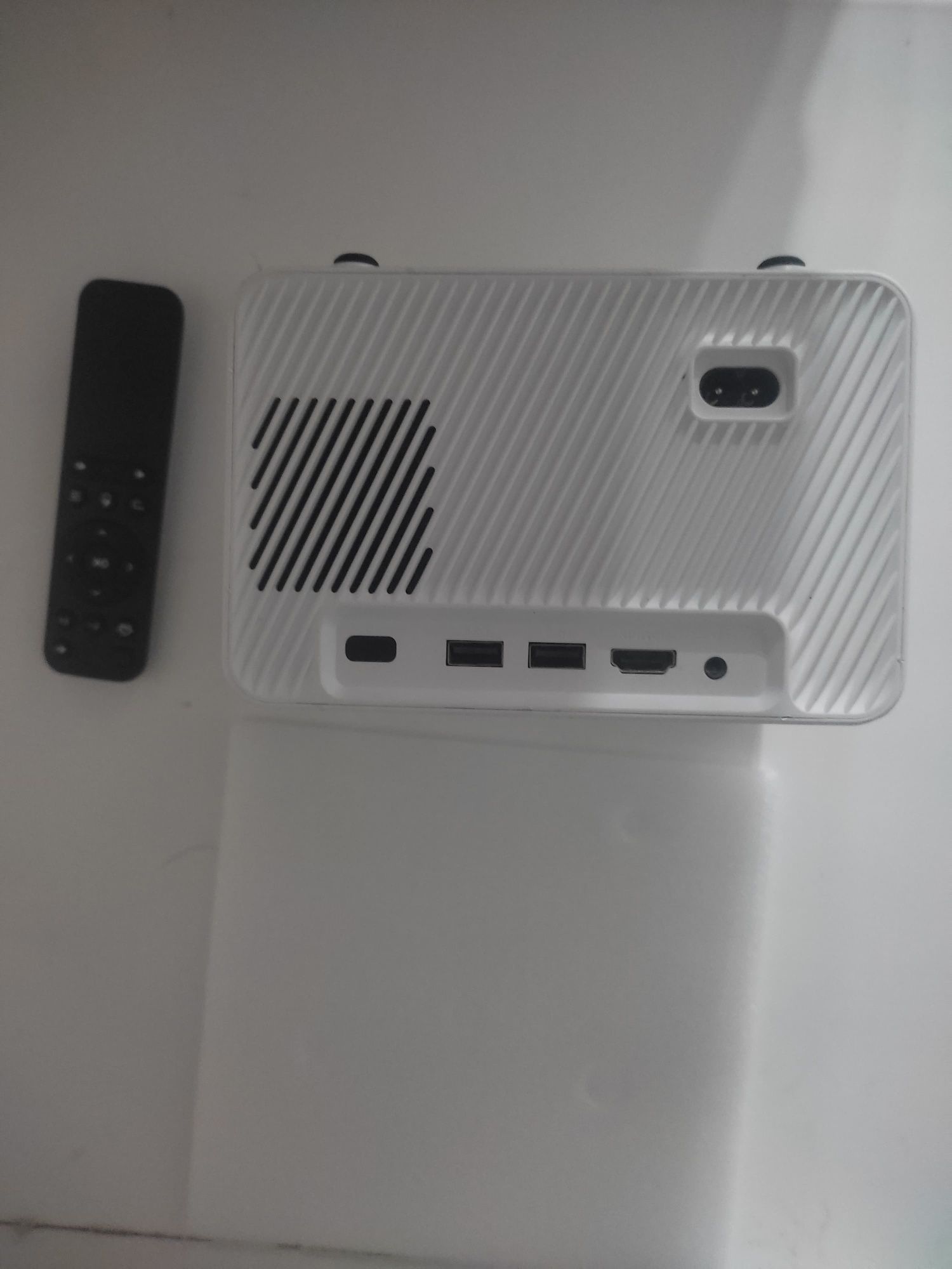 Проектор LED на Android