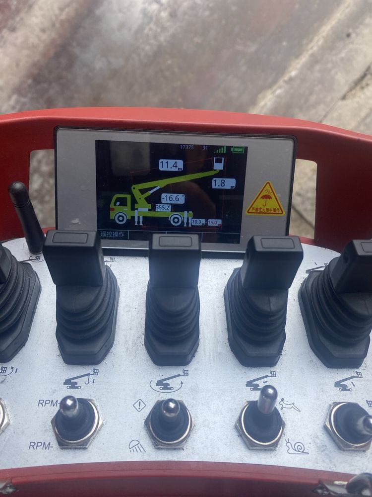 Продам Автовышку DONGFENG 2024