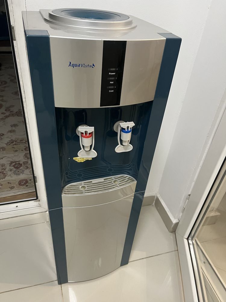 Диспенсен для воды