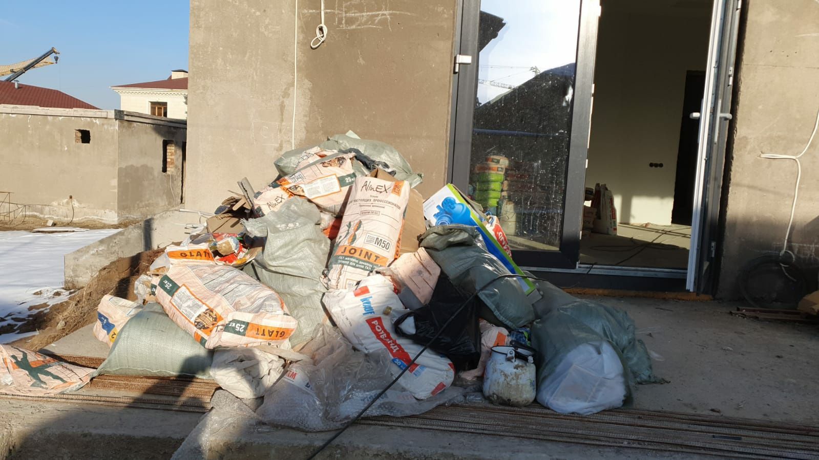 Вывоз мусора  газель вывоз хлама   утилизация мебели