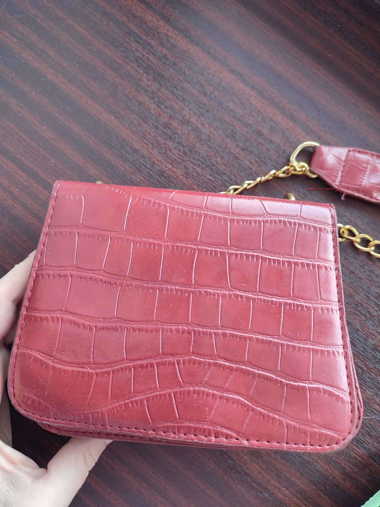 Продам сумки женские кожанные