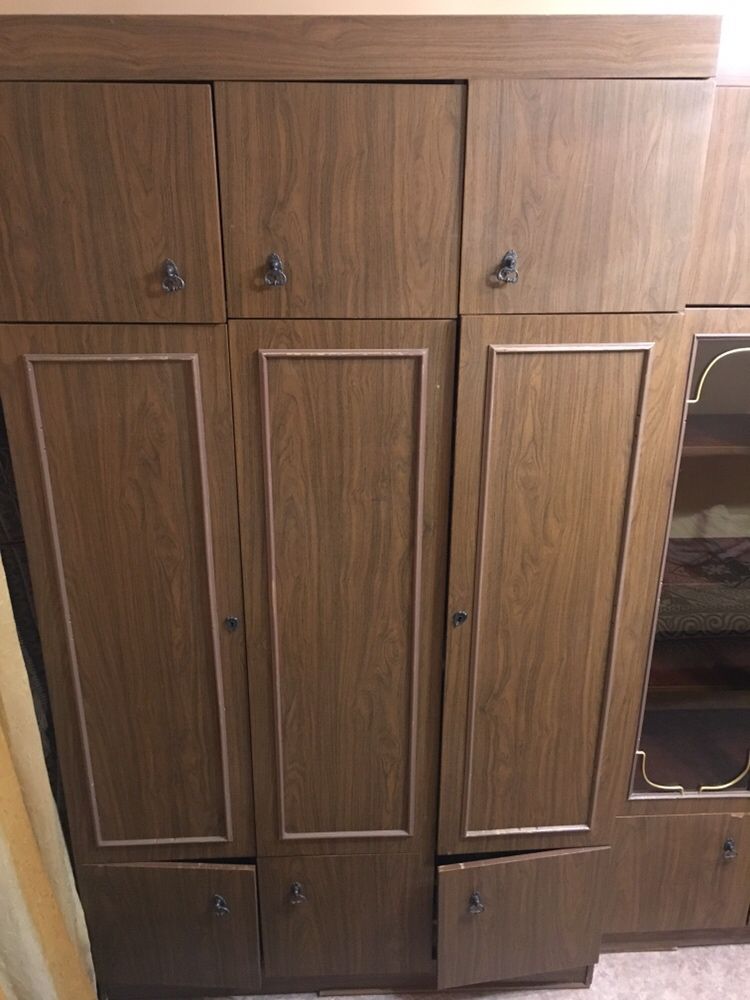 Продам шкаф с полками, для одежды