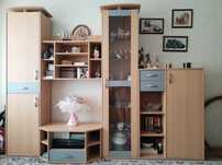 Продам горку в гостиную