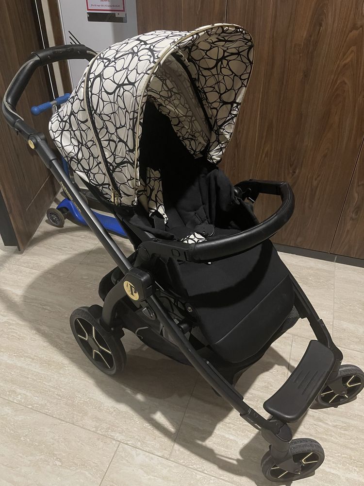 Продам коляску peg perego