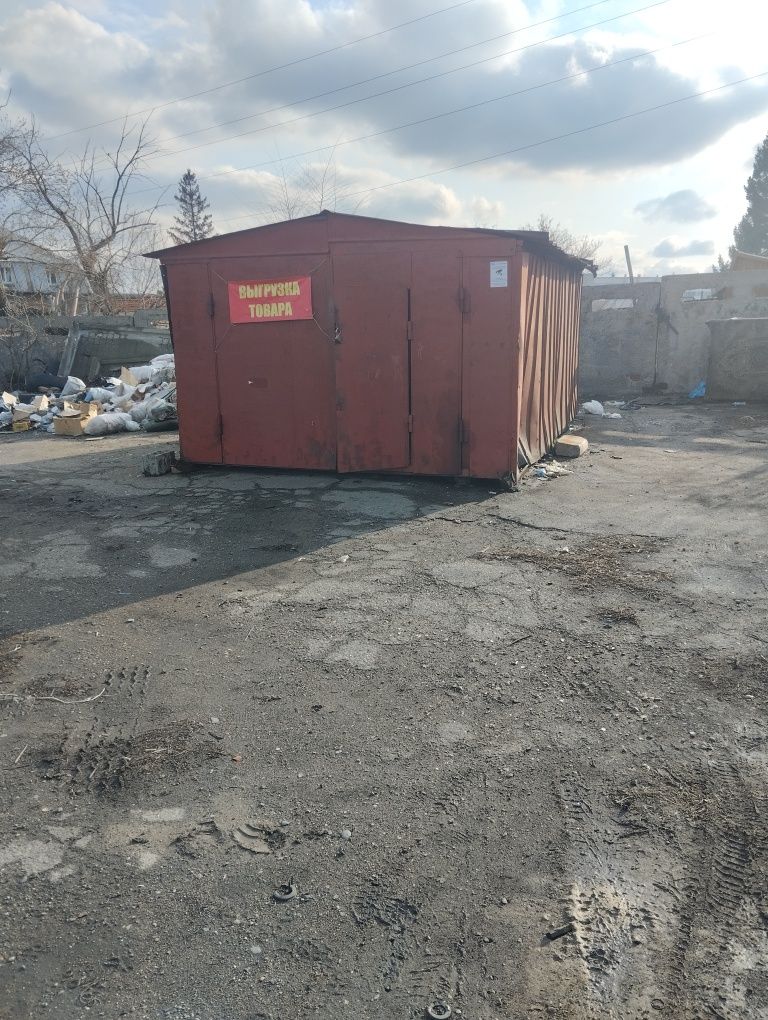 Продам металлический железный гараж 3.5*5.20