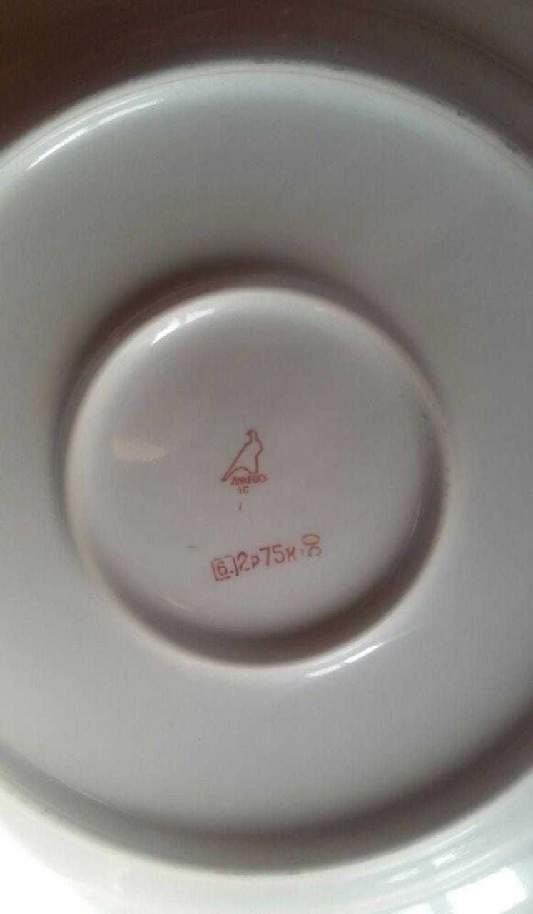 Продам блюдо Дулево