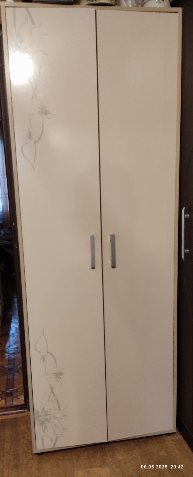 Продаю Прихожую мебель