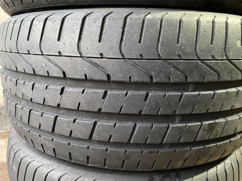 Комплект летние шины 255/40/19 255/40R19 Pirelli P Zero.