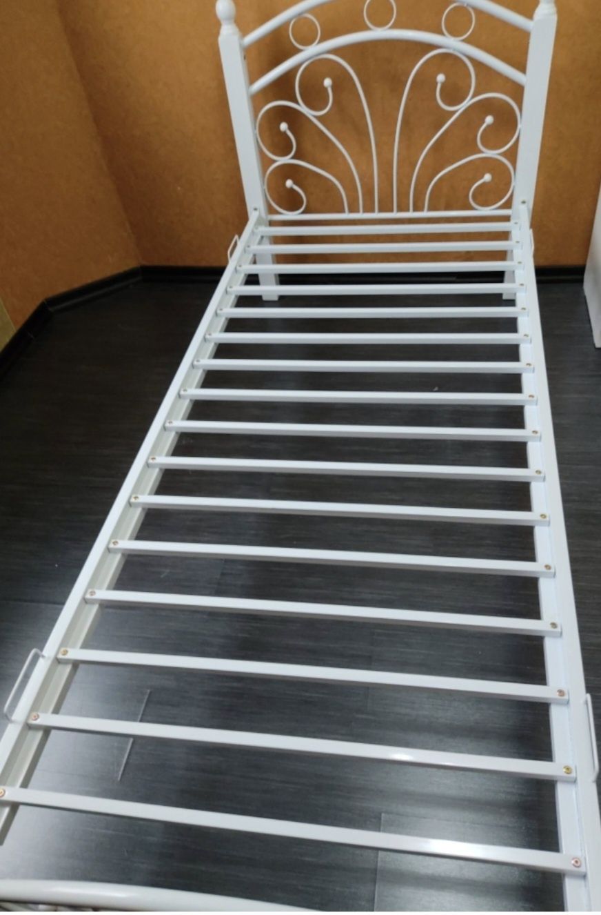 Кровать кованная 2 штук 90×200