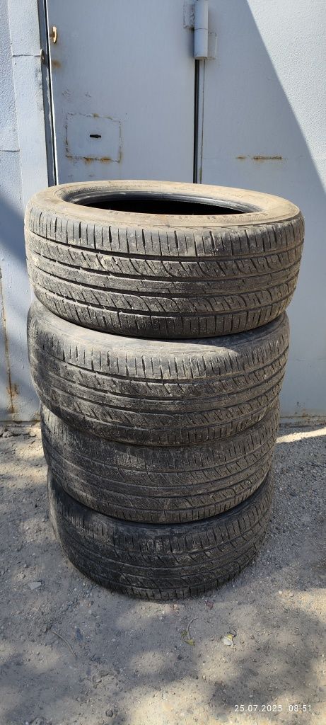 Продам шины в хорошем состоянии 275/50 R20