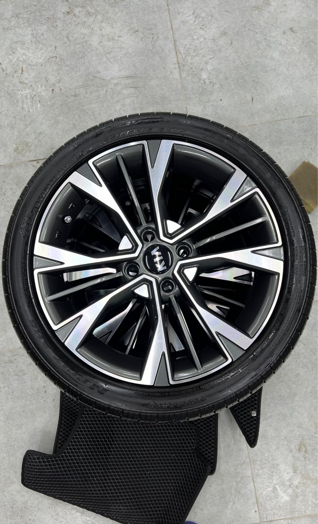 Kia morning диска 195/45 R16