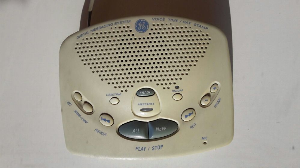 Автоответчик цифровой THOMSON , Mdel 2-9868A
