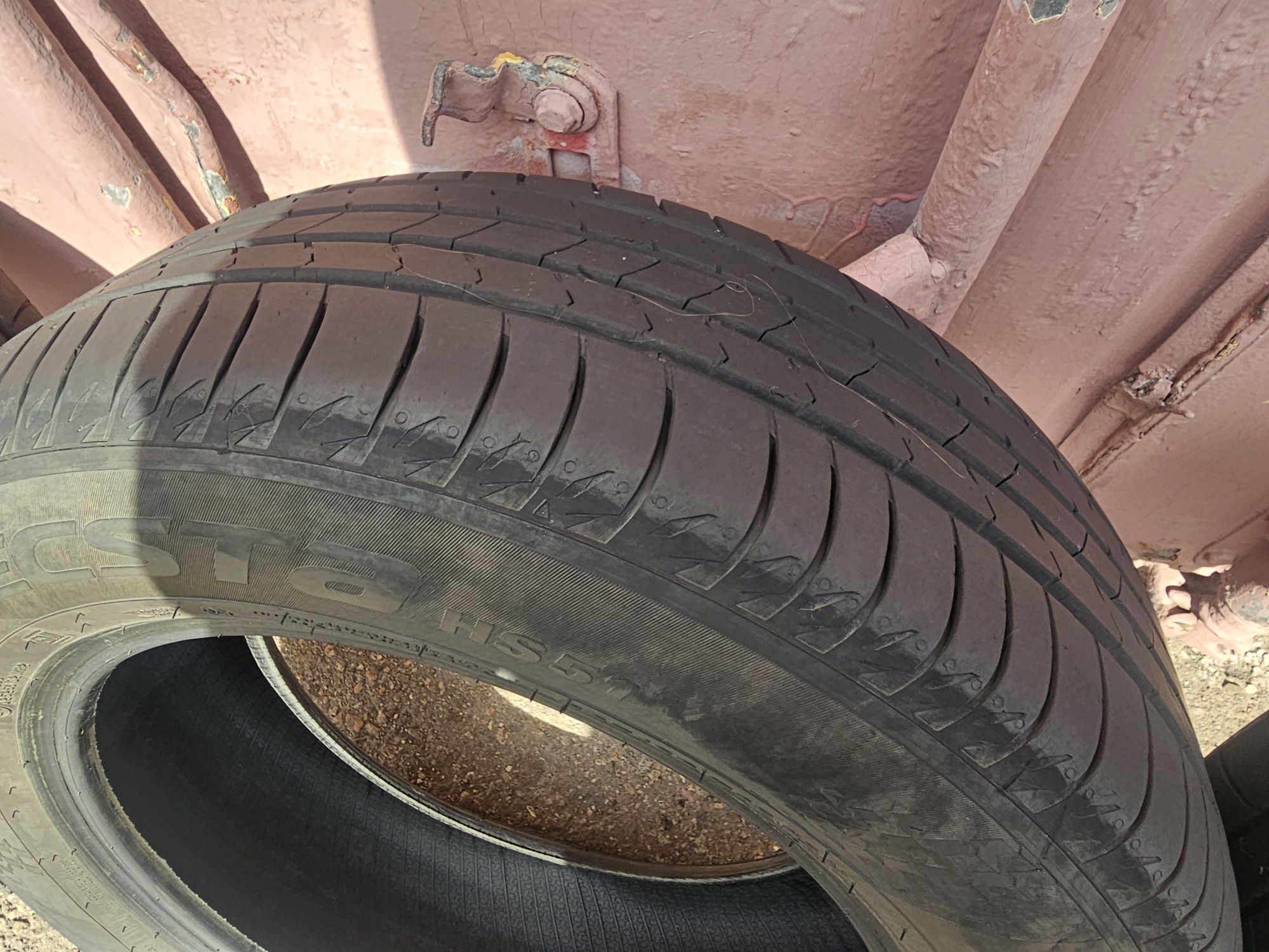 Летняя резина KUMHO  отличном состояний