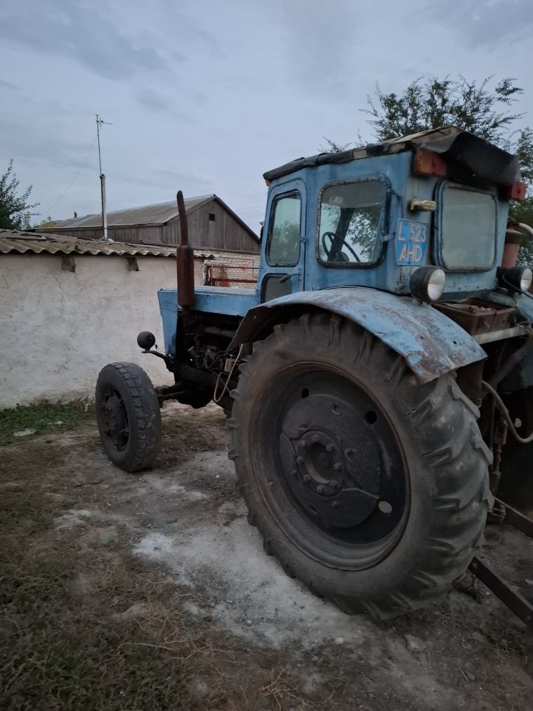 Продам трактор Т40 А и косилка, однабруска