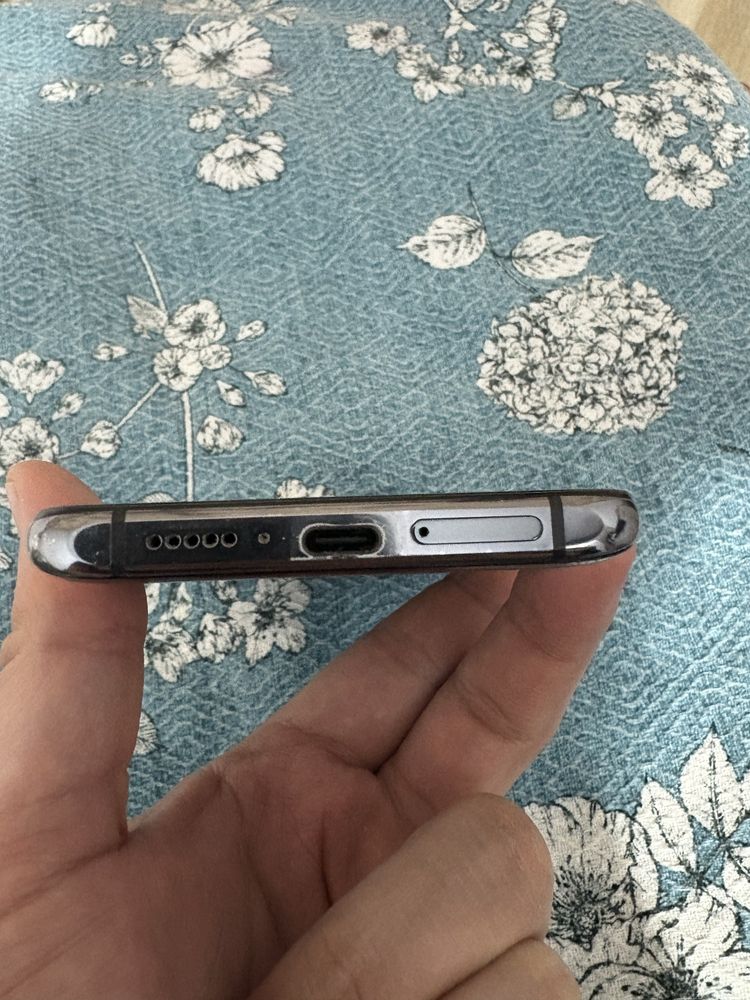 Продам  телефон Xiaomi Mi 10T