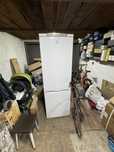Продам холодильник indesit
