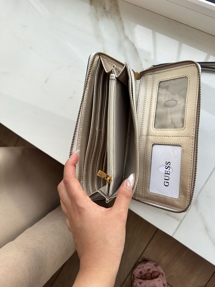 Продам кошелек Guess
