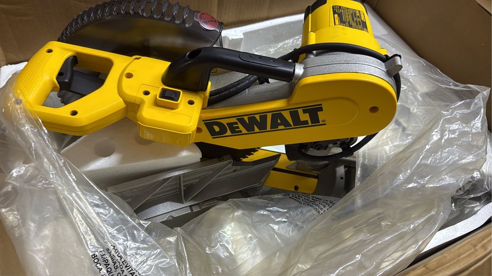 Торцовка.Торцовочная пила Dewalt dws780. Оригинал.