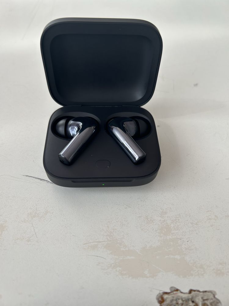Oneplus buds 3.