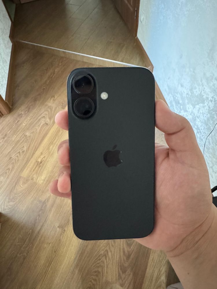 Продам iphone 16, 128g