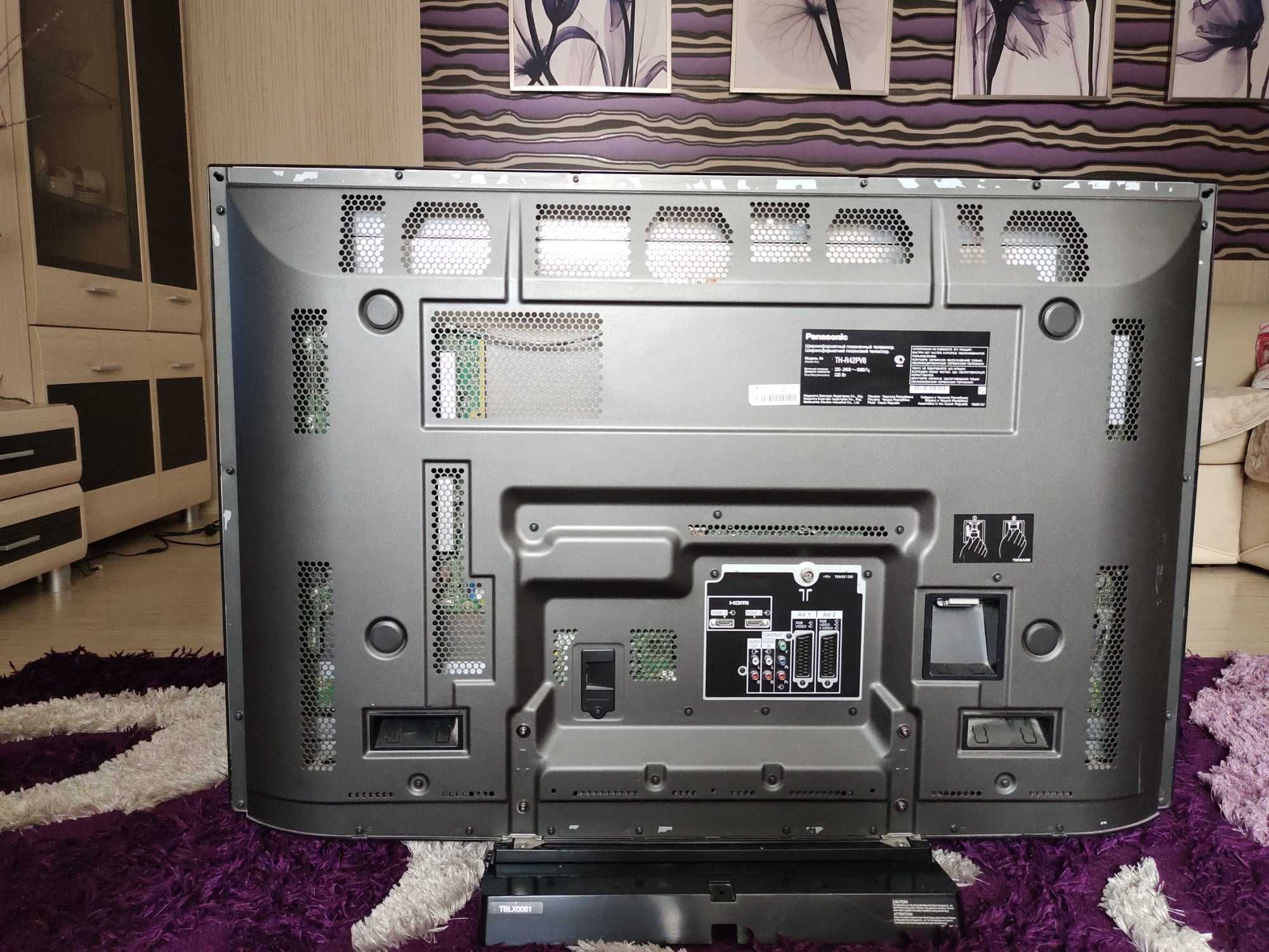 Телевизор плазменный Panasonic TH-R42PV8 диагональ 106см