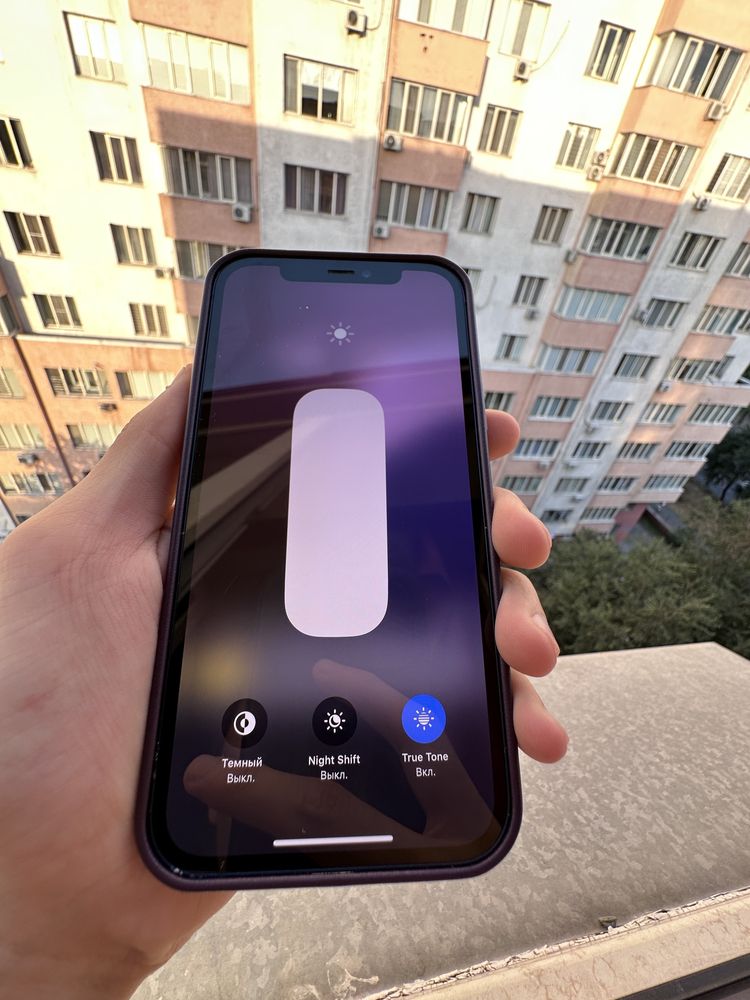 Iphone 12 в отличном состоянии