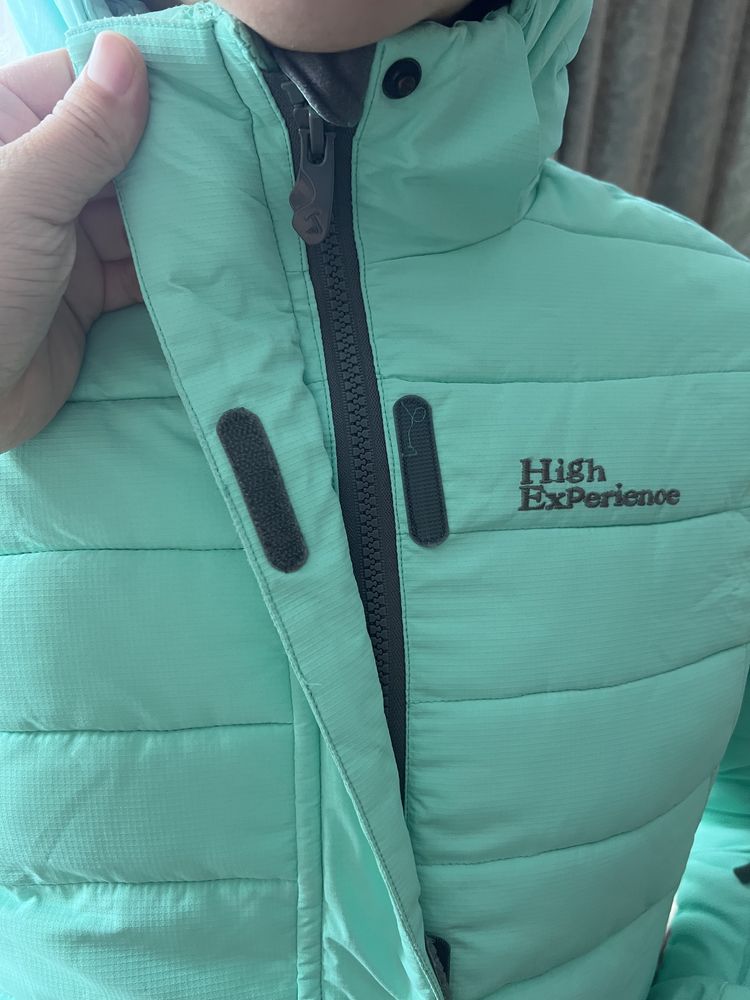 Продам классный лыжный костюм