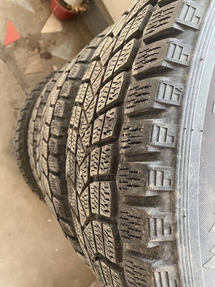 Продам Шины на БМВ X5