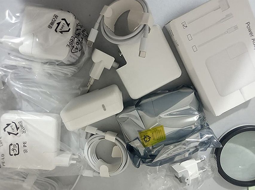 на MacBook под 60W - зарядка, блок питания на макбук