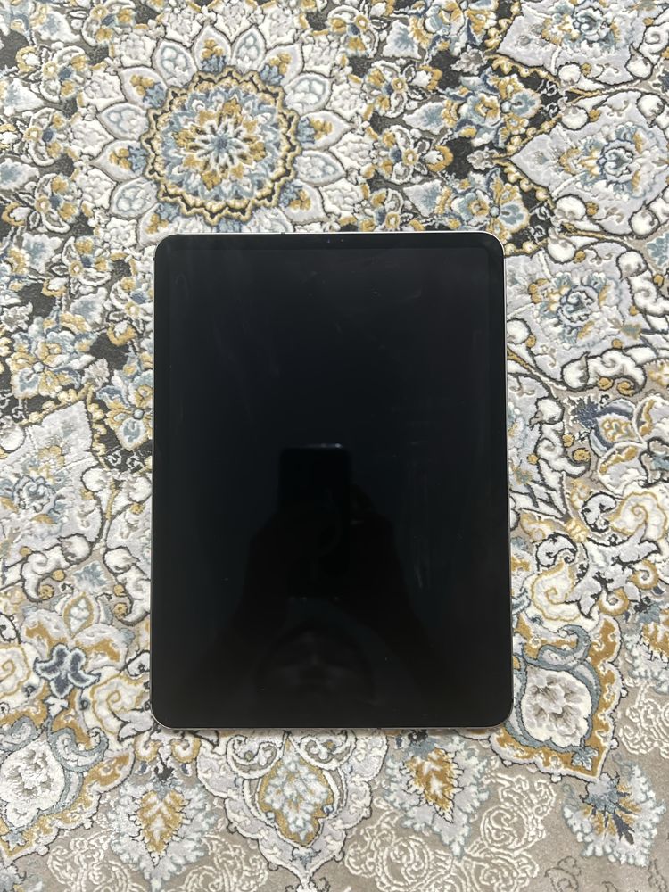 Продам iPad 11 pro обмен интересует на мопед