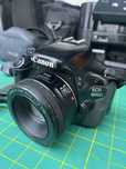 Canon 600 d в хорошом состояние