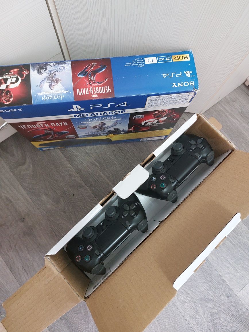 Sony Playstation 1TB + 15игр