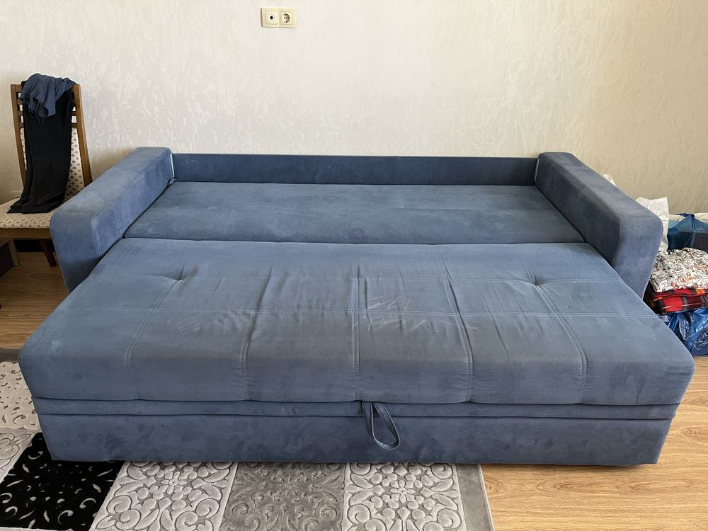 Продам диван срочно