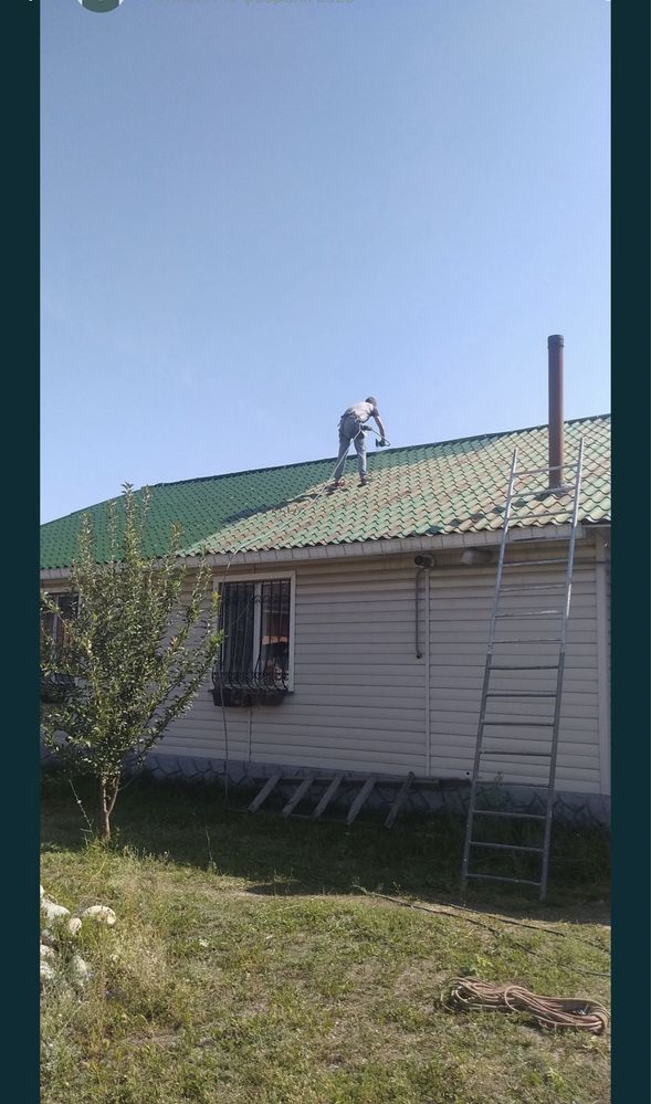 Покраска крыши фасада