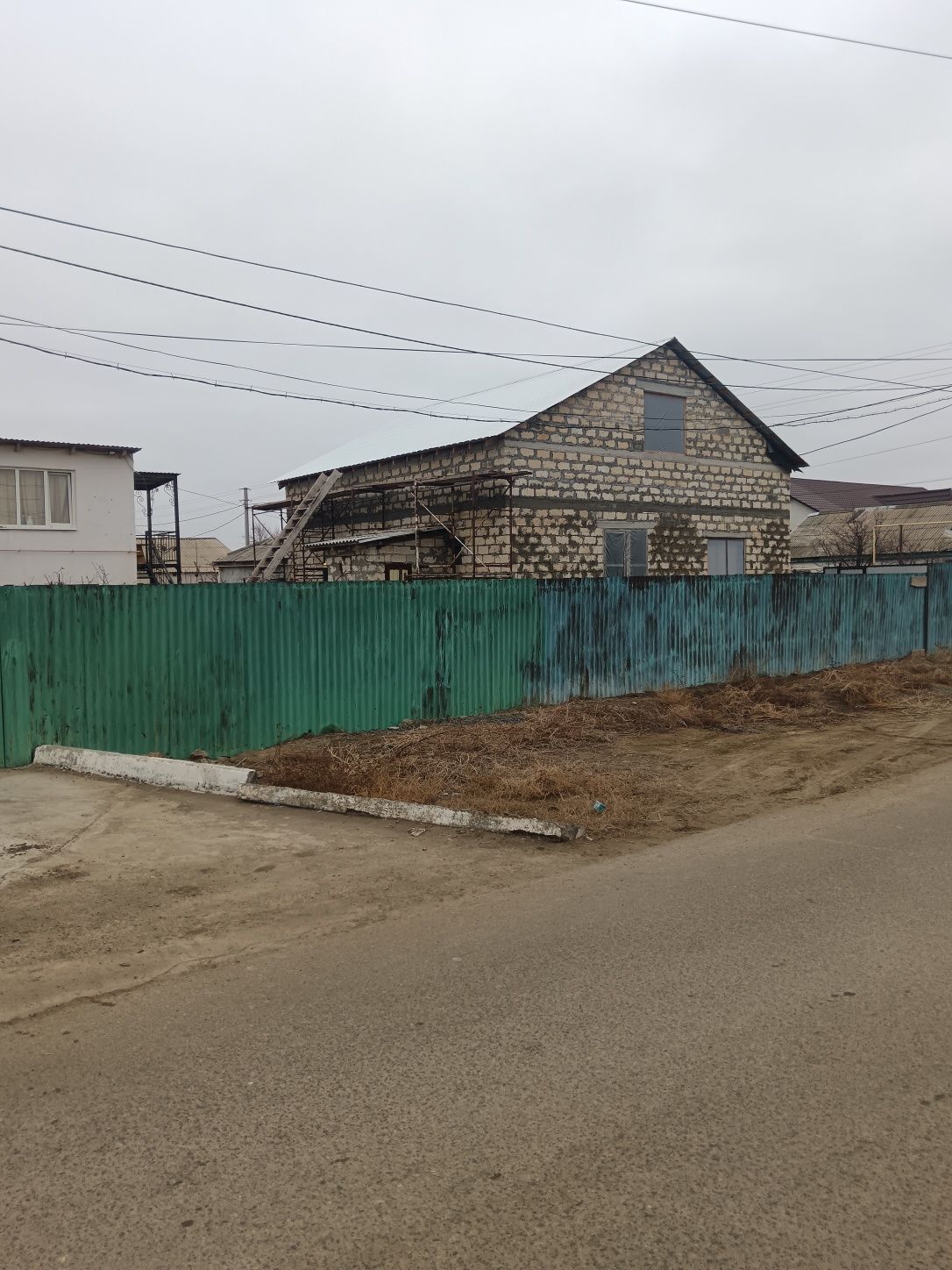 Продам Дом гараж баня