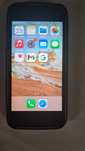 iPhone 5 se в рабочем состоянии.