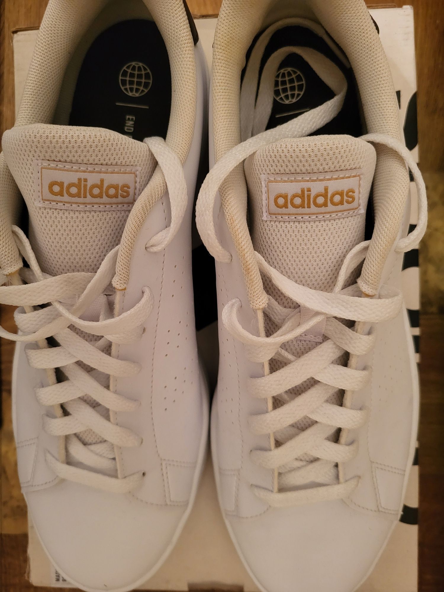 Кроссовски Adidas