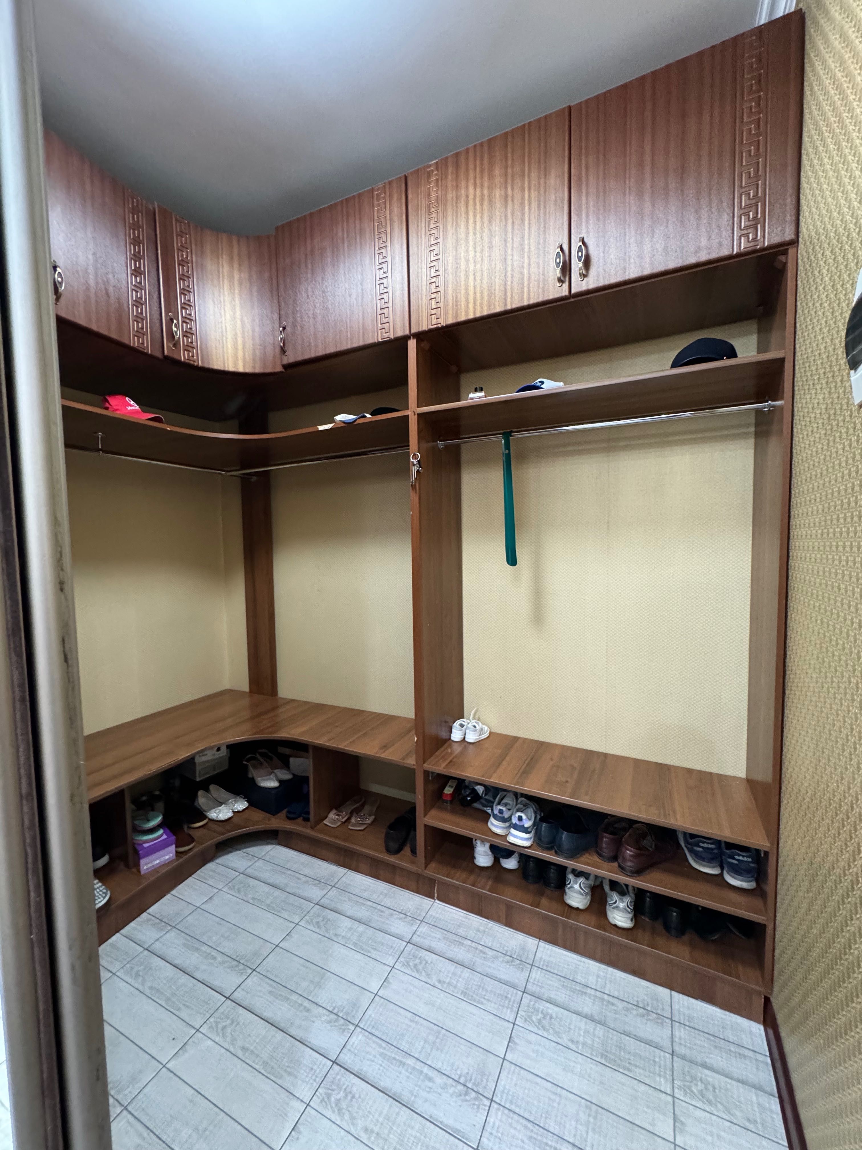 Продам 5-ти комн. квартиру по пр.Санкибай батыра 253/6
