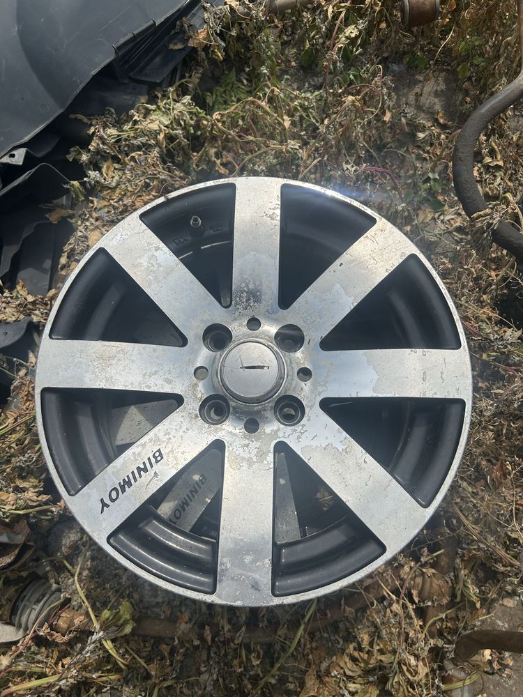 В продаже титанка Р14