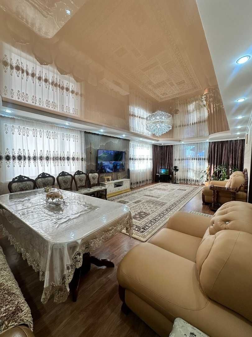 Продается шикарный 2 этажный дом в п. Заречный