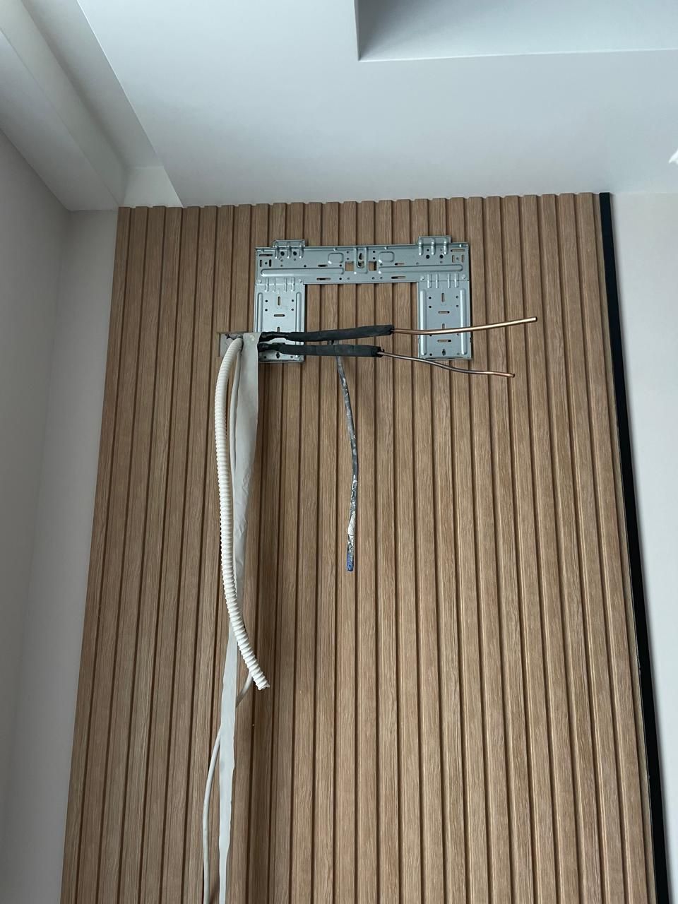Установка кондиционера!!!
