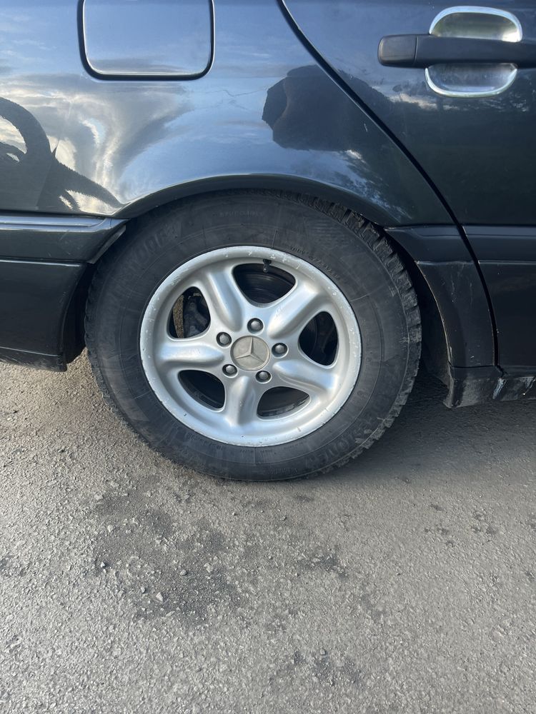 Диски R15 с резиной зимние