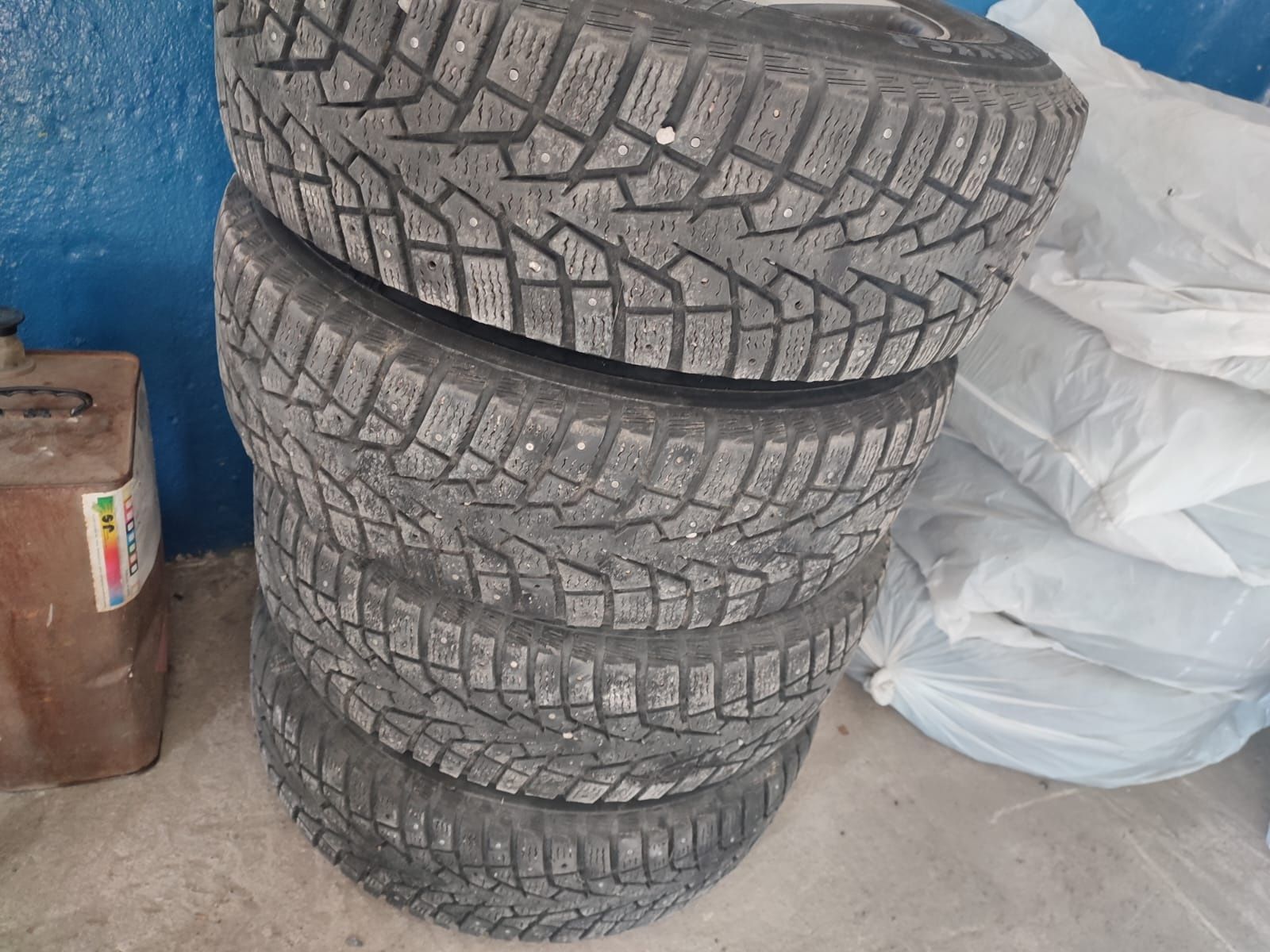 Продам шины летние комплект